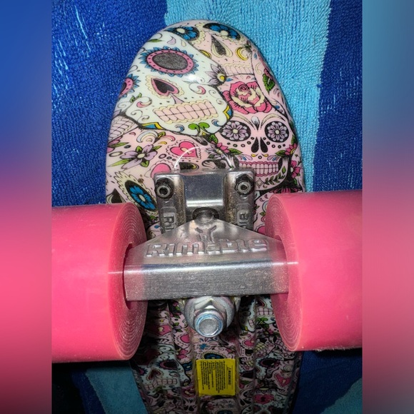 Rimable Complete 22 Inches Skateboard - Picture 7 of 12